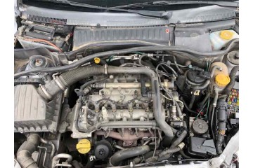 Opel Corsa C Blue Line 2004 para piezas | Desguace Gandia SL