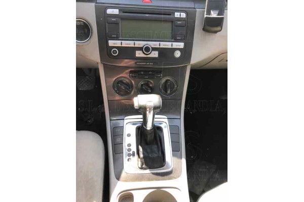 Volkswagen Passat Variant (3C5) Highline 2006 para piezas | Desguace Gandia SL