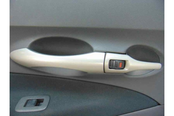Puerta trasera izquierda, Toyota Auris (E15) Active 2007