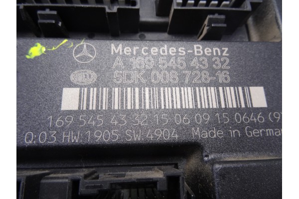 A1695454332 CAJA RELES / FUSIBLES MERCEDES-BENZ CLASE B (BM 245)