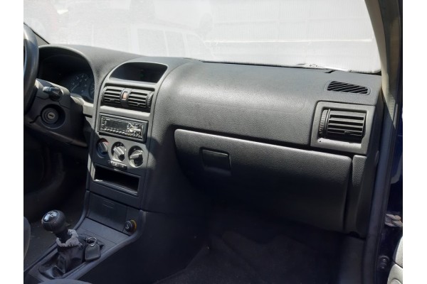 Opel Astra G Berlina Comfort 2001 para piezas | Desguace Gandia SL