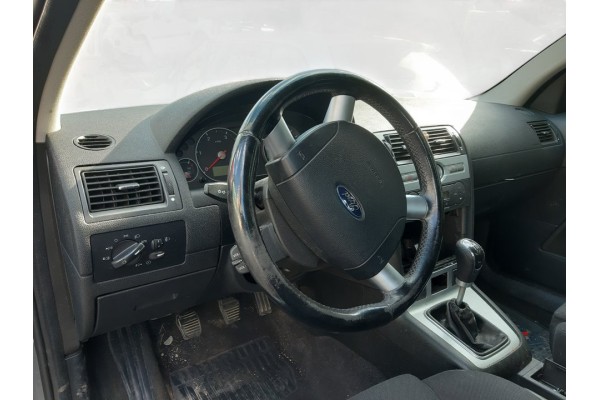 Ford Mondeo Berlina (GE) Ambiente 2005 para piezas | Desguace Gandia SL