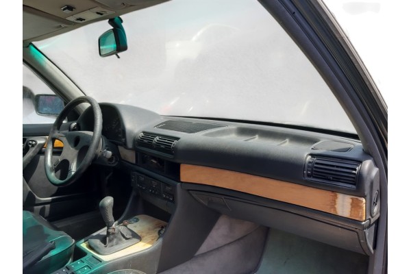BMW Serie 7 (E32) 735I 1990 para piezas | Desguace Gandia SL