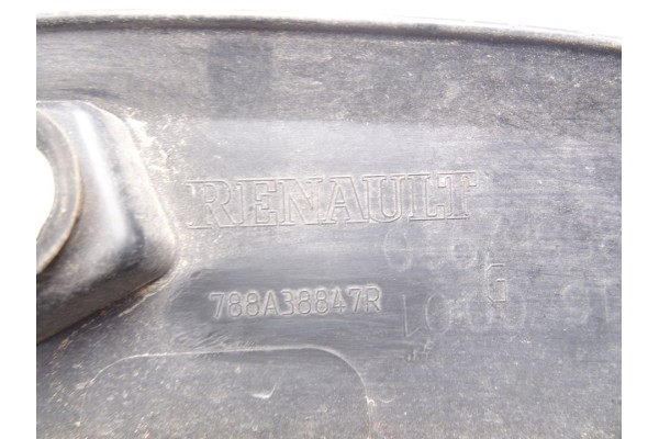 Aletin trasero izquierdo, Renault Captur I Adventure 2016, 788A38847R