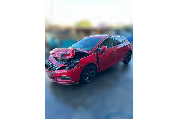 Opel Astra K Berlina 5P Dynamic Start/Stop 2016 para piezas | Desguace Gandia SL