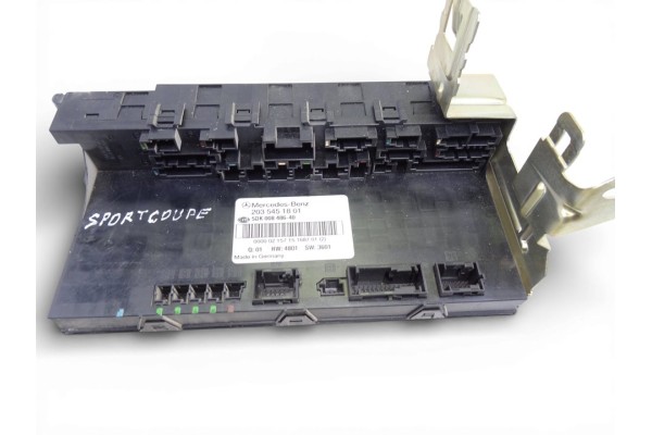 Caja reles / fusibles, Mercedes-benz Clase C (Bm 203) Sportcoupe C 200 Compressor (203.742) 2002, 2035451801
