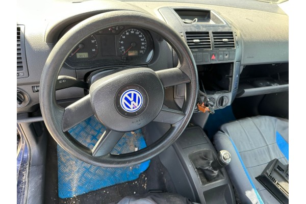 Volkswagen Polo IV (9N1) Trendline 2003 para piezas | Desguace Gandia SL