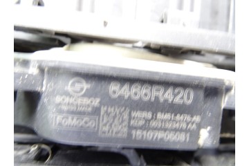 Calandra delantera de radiador, Ford Focus Sportbreak (Cew) Trend 2021, BM518475CG