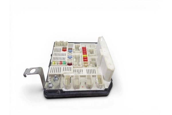 Caja reles / fusibles, Renault Scenic Ii (Jm) Authentique 2007, 8200481866J