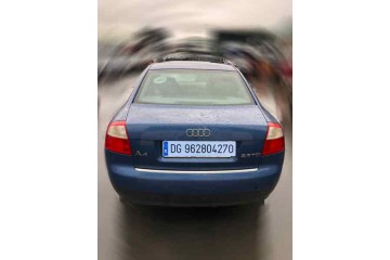 Audi A4 Berlina (8E) 2.5 TDI 2003 para piezas | Desguace Gandia SL