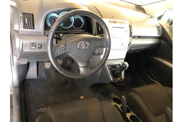 Toyota Corolla Verso (R1) 2.2 D-4D Sol 2007 para piezas | Desguace Gandia SL