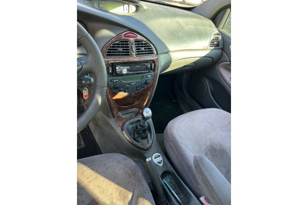 Citroën C5 Berlina 2.0 HDI SX 2002 para piezas | Desguace Gandia SL