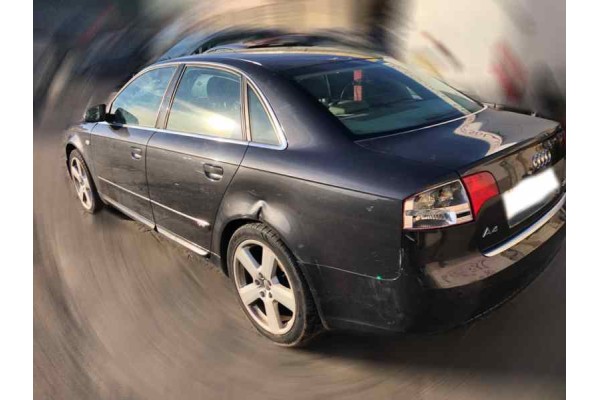 Audi A4 Berlina (8E) 2.0 TDI 16V 2007 para piezas | Desguace Gandia SL