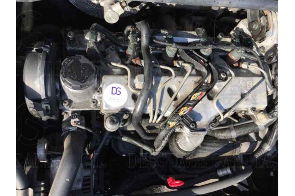 Volvo XC90 2.4 D Kinetic Geartronic (5 Asientos) 2004 para piezas | Desguace Gandia SL