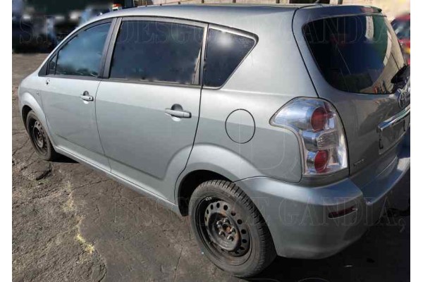 Toyota Corolla Verso (R1) 2.2 D-4D Sol 2008 para piezas | Desguace Gandia SL