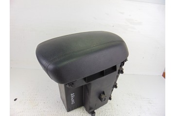 84681-3U010 APOYABRAZOS CENTRAL KIA SPORTAGE (SL) Concept 4x2 2010 84681-3U010 200488 KIA - 3