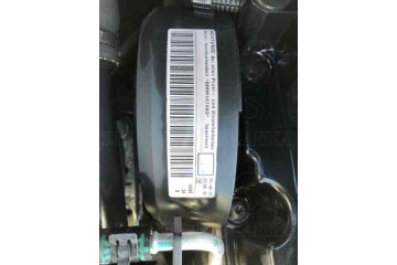 VOLKSWAGEN TOURAN (1T2) Advance