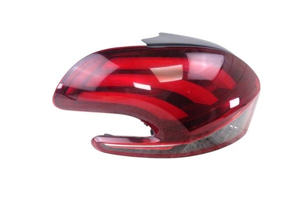 Piloto trasero izquierdo, Peugeot 208 Style 2016
