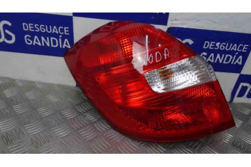  PILOTO TRASERO IZQUIERDO SKODA FABIA COMBI (5J5) Style 161455 SKODA - 1