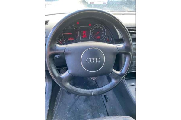 Audi A4 Berlina (8E) 1.9 TDI 2003 para piezas | Desguace Gandia SL
