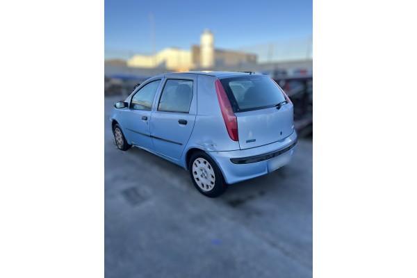 Fiat II Punto (188) Berlina 1.2 8V ELX (I) 2003 para piezas | Desguace Gandia SL