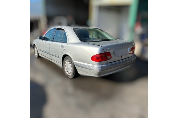 Mercedes-Benz Clase e (BM 210) Berlina 200 Kompressor (210.048) 2002 para piezas | Desguace Gandia SL