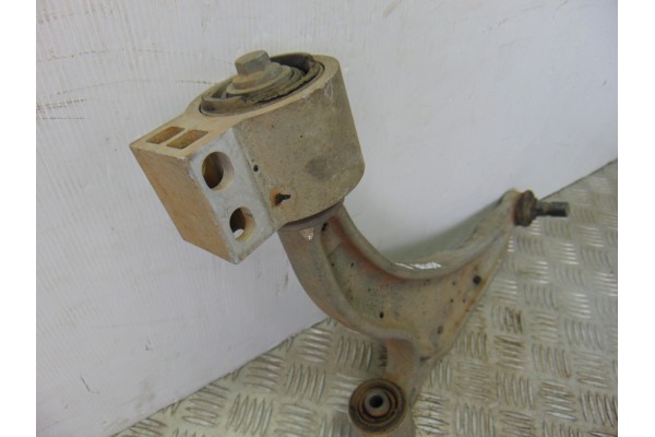 Brazo suspension inferior delantero izquierdo, Opel Astra J Sports Tourer Sport 2010
