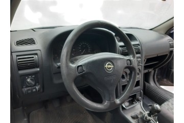 Opel Astra G Berlina Club 1999 para piezas | Desguace Gandia SL