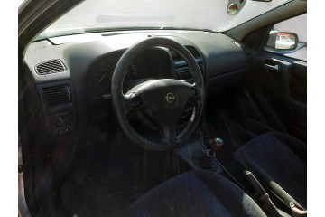 Opel Astra G Berlina Elegance 1999 para piezas | Desguace Gandia SL