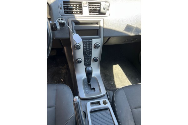 Volvo V50 Familiar D4 Kinetic 2011 para piezas | Desguace Gandia SL