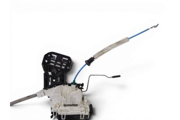 Cerradura puerta trasera izquierda, Mercedes-benz Clase a (Bm 176) A 180 CDI BlueEfficiency (176.012) 2015, A2047302735