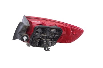 Piloto trasero izquierdo, Audi A3 Sportback (8PA) 1.4 TFSI Ambiente 2010, 8P4945095E