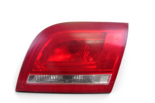 Piloto trasero derecho interior, Audi A3 Sportback (8PA) 1.4 TFSI Ambiente 2010