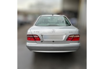 Mercedes-Benz Clase e (BM 210) Berlina 270 CDI (210.016) 2000 para piezas | Desguace Gandia SL