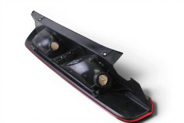 Piloto trasero derecho, Ford Focus Berlina (CB4) Trend 2009, 8M51-13405-A