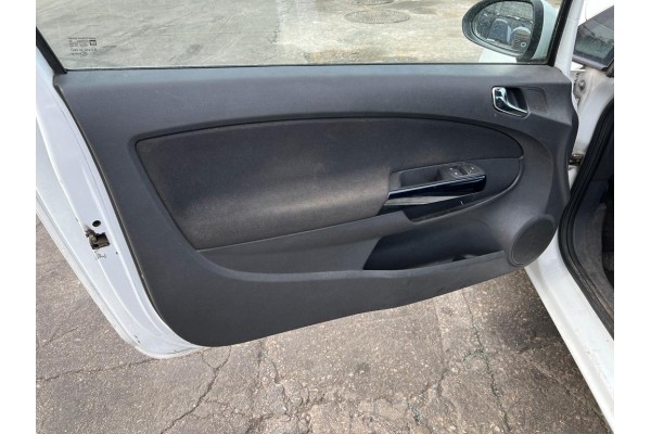 Opel Corsa D Selective 2011 para piezas | Desguace Gandia SL