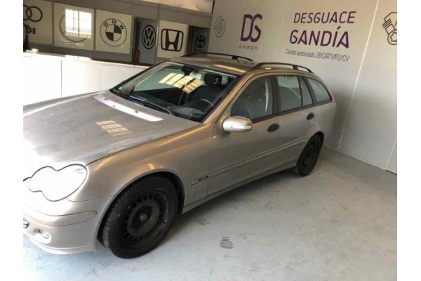 Mercedes-Benz Clase C (BM 203) Familiar C 220 T CDI (la) (203.208) 2005 para piezas | Desguace Gandia SL
