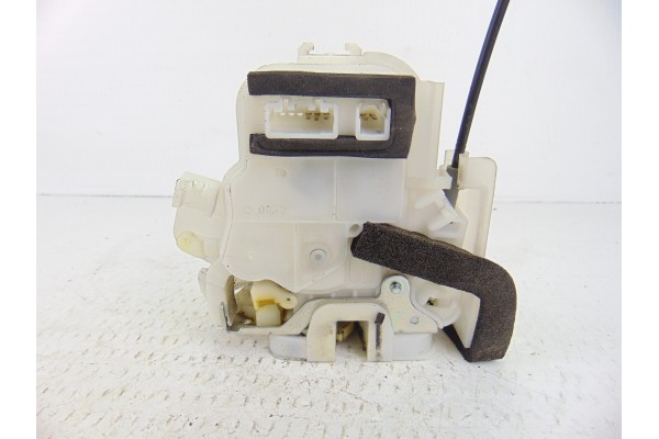 Cerradura puerta delantera derecha, Subaru Forester (S12/SH) XS Classic 2010
