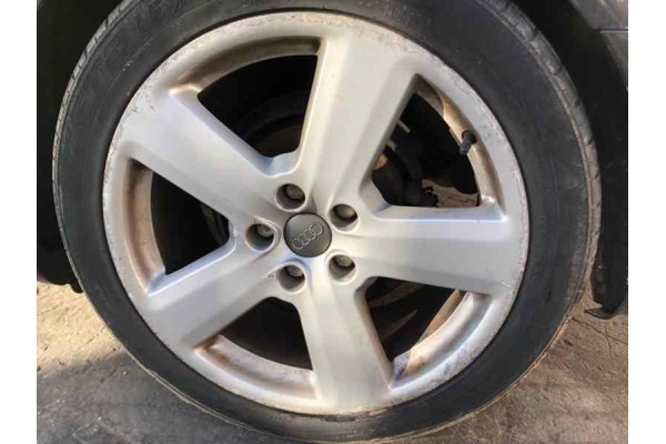 Audi A4 Berlina (8E) 2.0 TDI 16V 2007 para piezas | Desguace Gandia SL