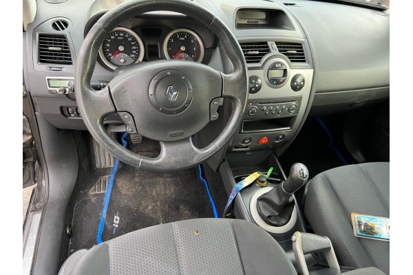 Renault Megane II Berlina 5P Authentique 2005 para piezas | Desguace Gandia SL
