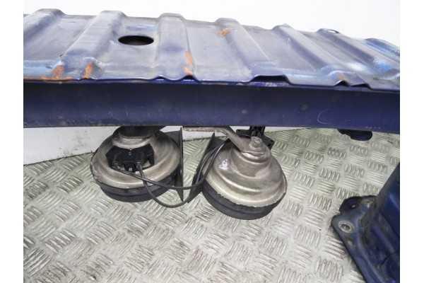 Refuerzo paragolpes delantero, Ford Focus Berlina (CB4) Trend 2009