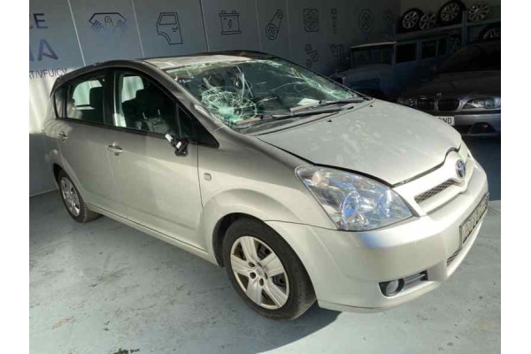 Toyota Corolla Verso (R1) 2.0 D-4D Sol 2004 para piezas | Desguace Gandia SL