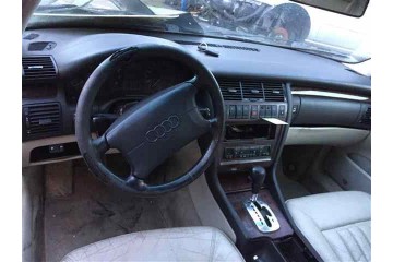 Audi A8 (D2) 3.7 1996 para piezas | Desguace Gandia SL
