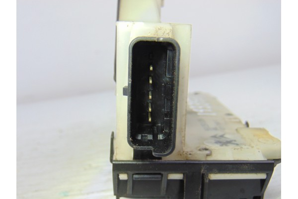 Cerradura puerta trasera izquierda, Peugeot 208 GT Line 2016, 9812501280