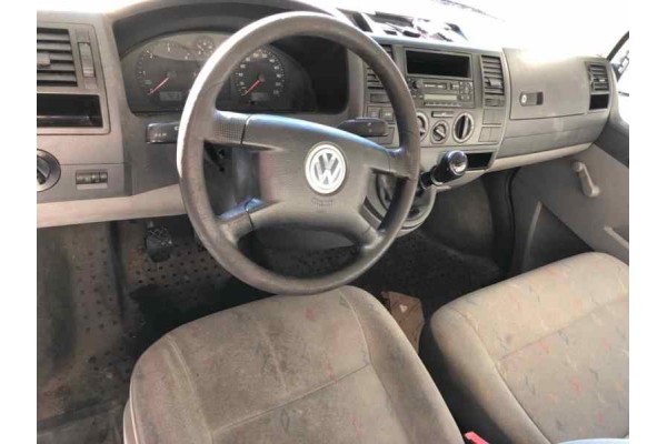 Volkswagen T5 Transporter Furgón/Combi (7H) Caja Cerrada Economy 2006 para piezas | Desguace Gandia SL