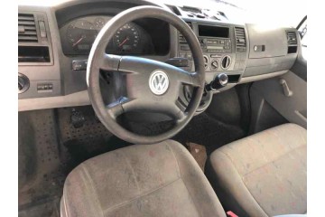 Volkswagen T5 Transporter Furgón/Combi (7H) Caja Cerrada Economy 2006 para piezas | Desguace Gandia SL