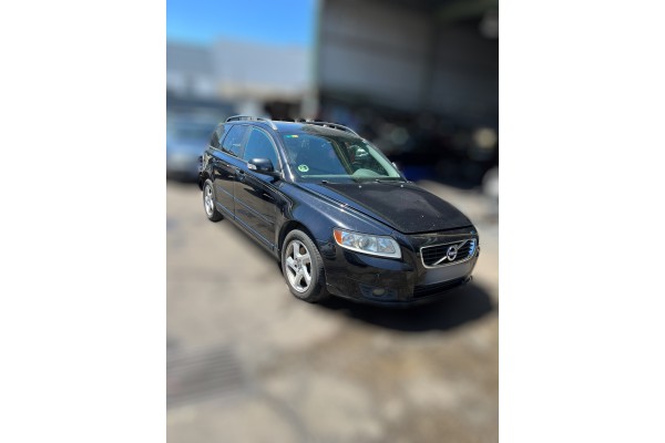Volvo V50 Familiar D4 Kinetic 2011 para piezas | Desguace Gandia SL