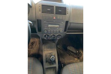 Volkswagen Polo IV (9N3) Advance 2009 para piezas | Desguace Gandia SL