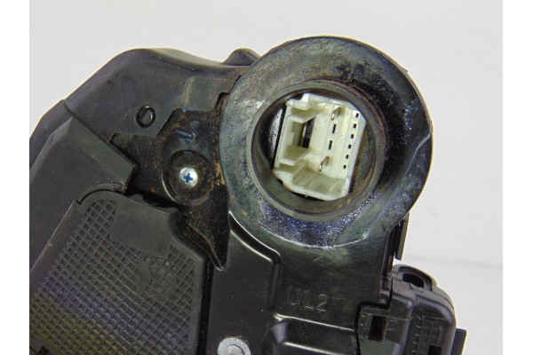 Cerradura puerta trasera izquierda, Toyota Auris (E15) Luna 2008
