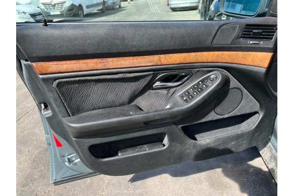 BMW Serie 5 Berlina (E39) 525I 2001 para piezas | Desguace Gandia SL